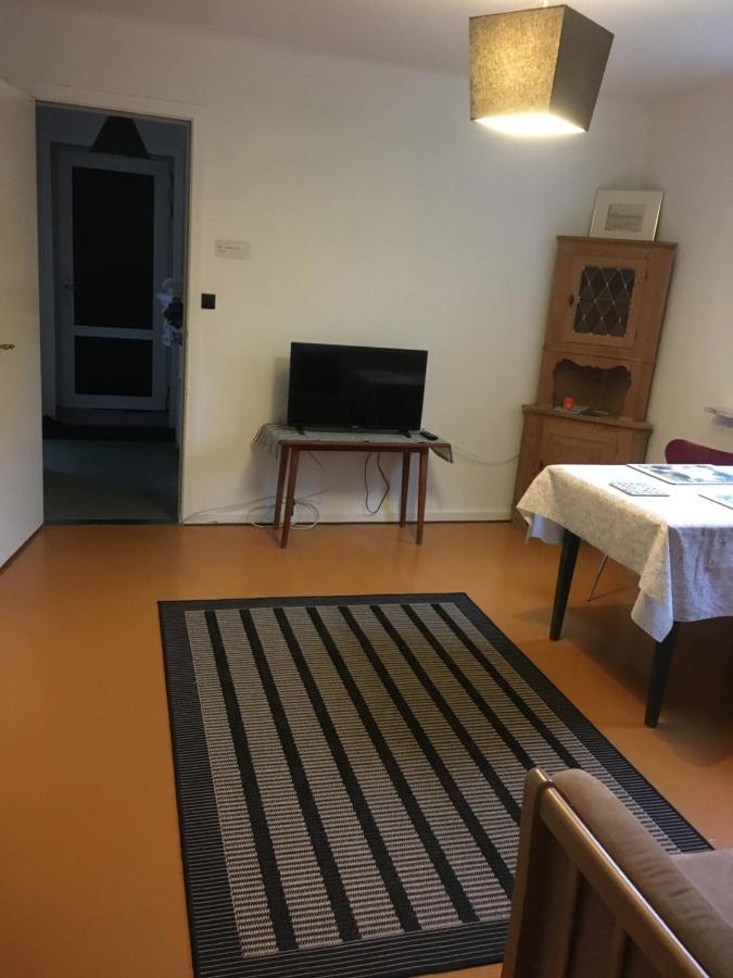 Roligt Centralt Beliggende Lejlighed I Tórshavn Exterior foto